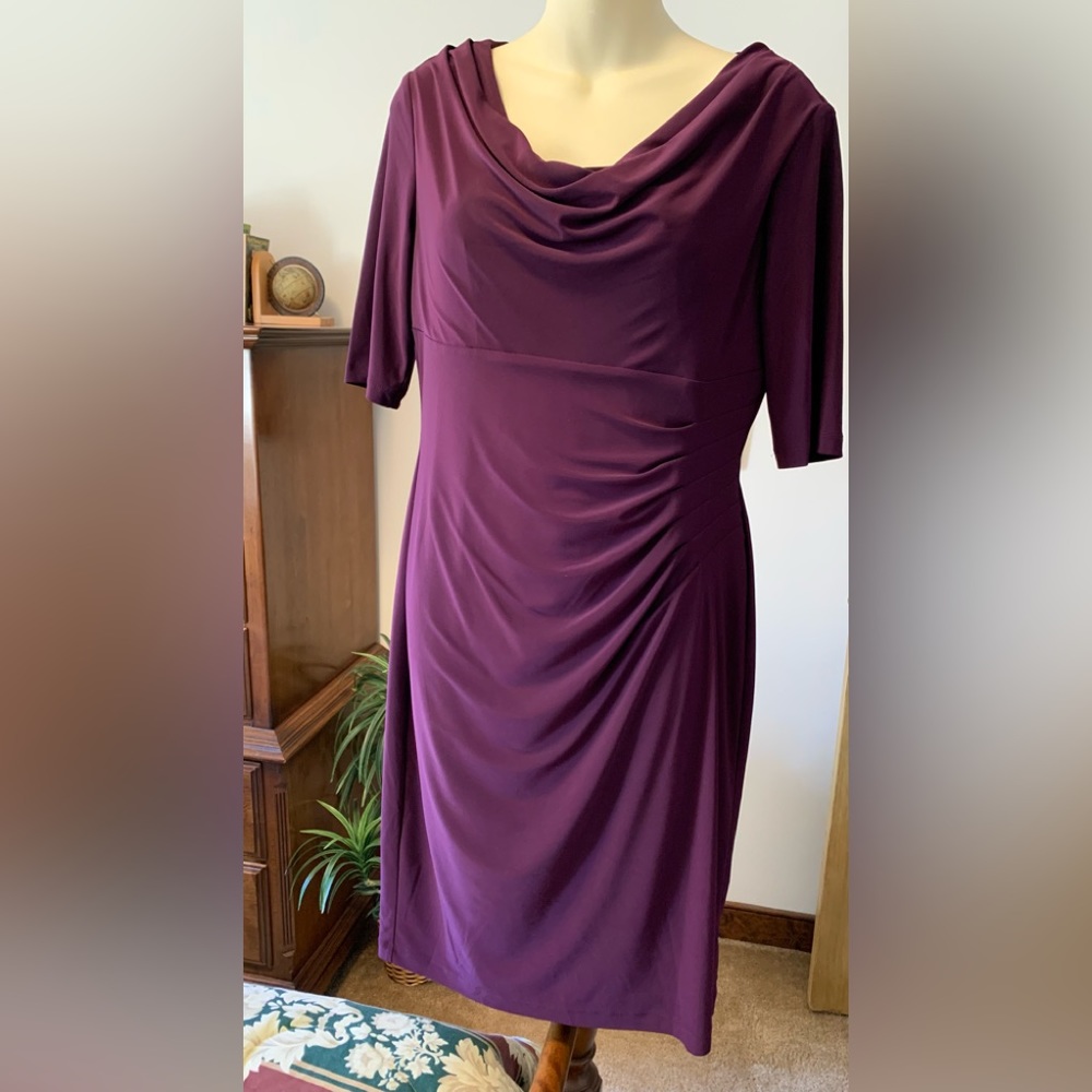 New WOT AnneKlein 3/4 sleeve side ruched wine color, draped front neckline dress